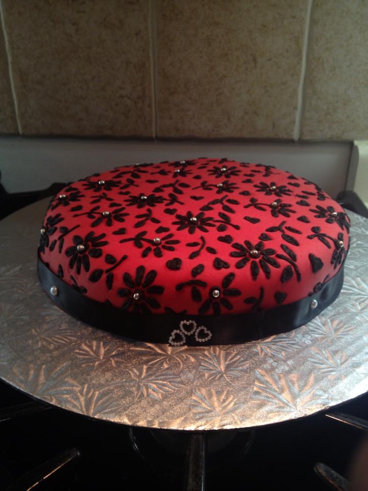 look at this wicked red cake